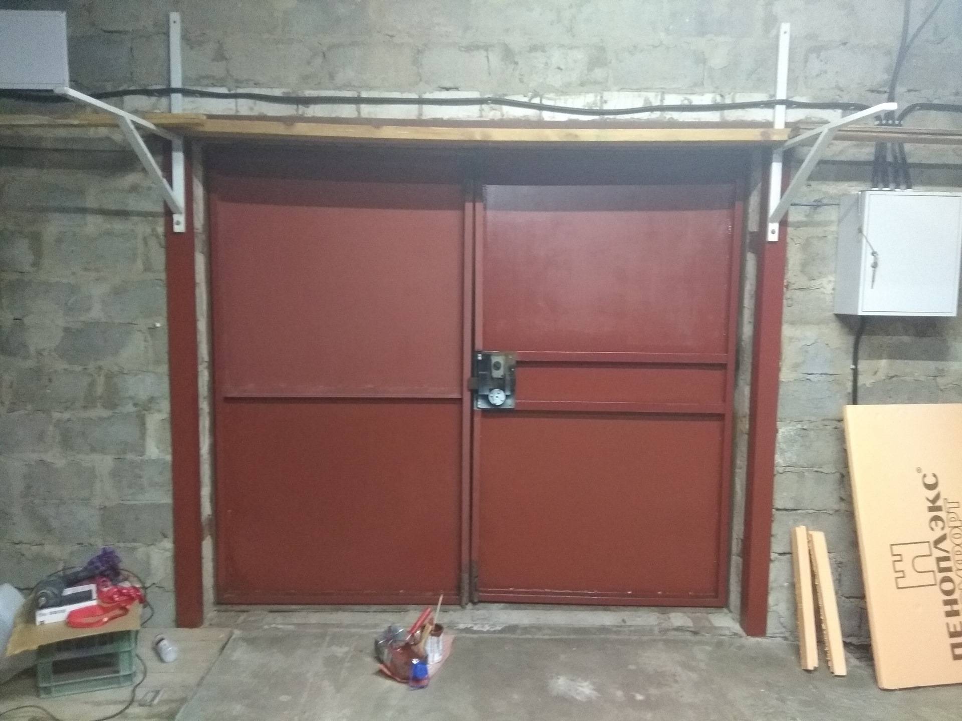 Как сделать теплые ворота для гаража