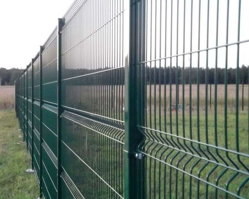 Забор из сетки гиттер: плюсы и минусы, монтаж своими руками