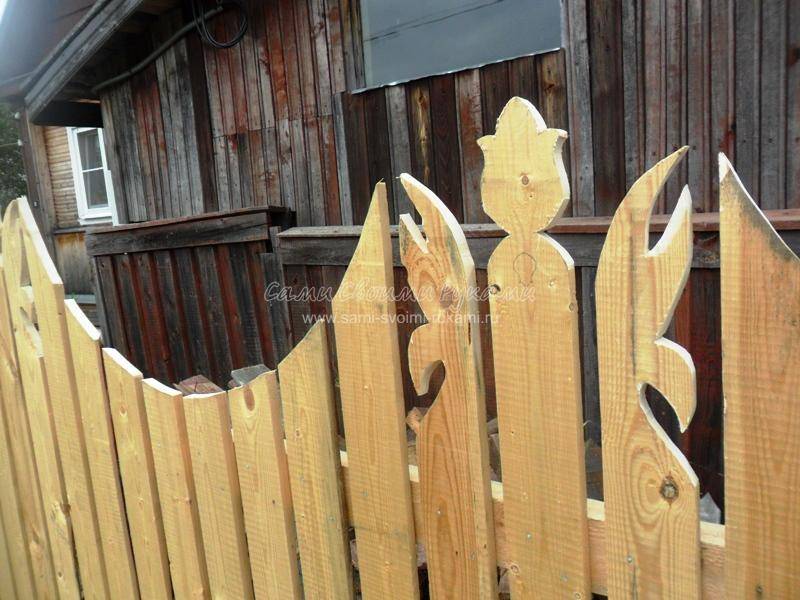 Резной забор из дерева своими руками: шаблоны, фото и трафареты