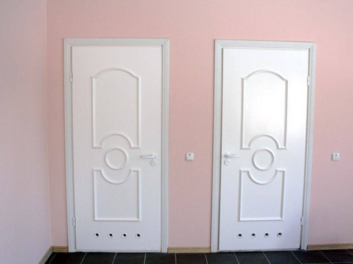 Пвх двери для ванной комнаты. достоинства, недостатки, характеристики и рекомендации по выбору