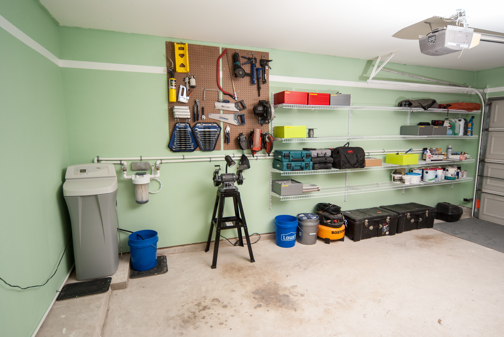 Как сделать ремонт крыши гаража: материал, монтаж своими руками.