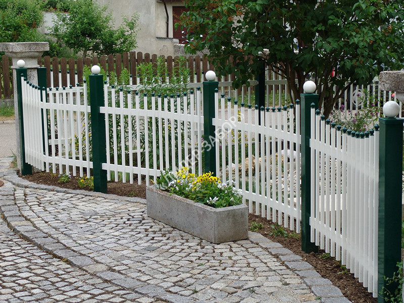 Забор для палисадника из дерева, металла, пластика и камня своими руками: фото и видео