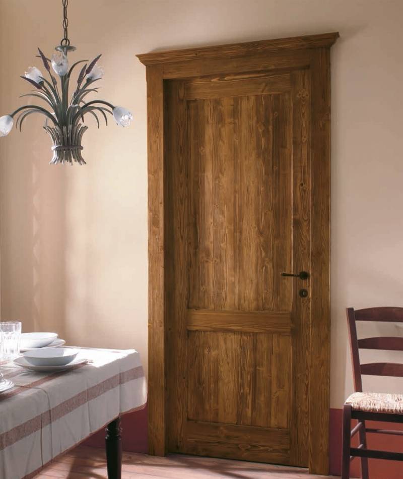 Двери из натуральной древесины — красота от природы
